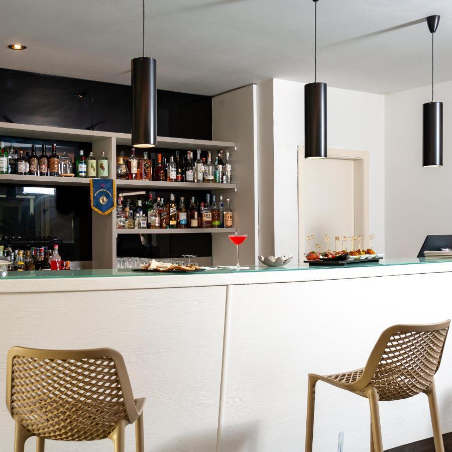 Paestum Inn Beach Resort מראה חיצוני תמונה