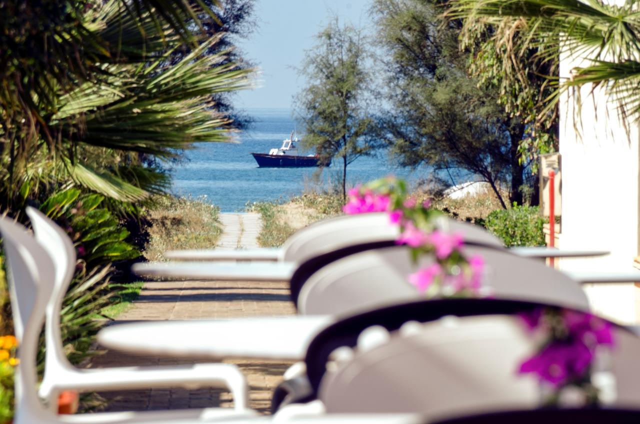 Paestum Inn Beach Resort מראה חיצוני תמונה
