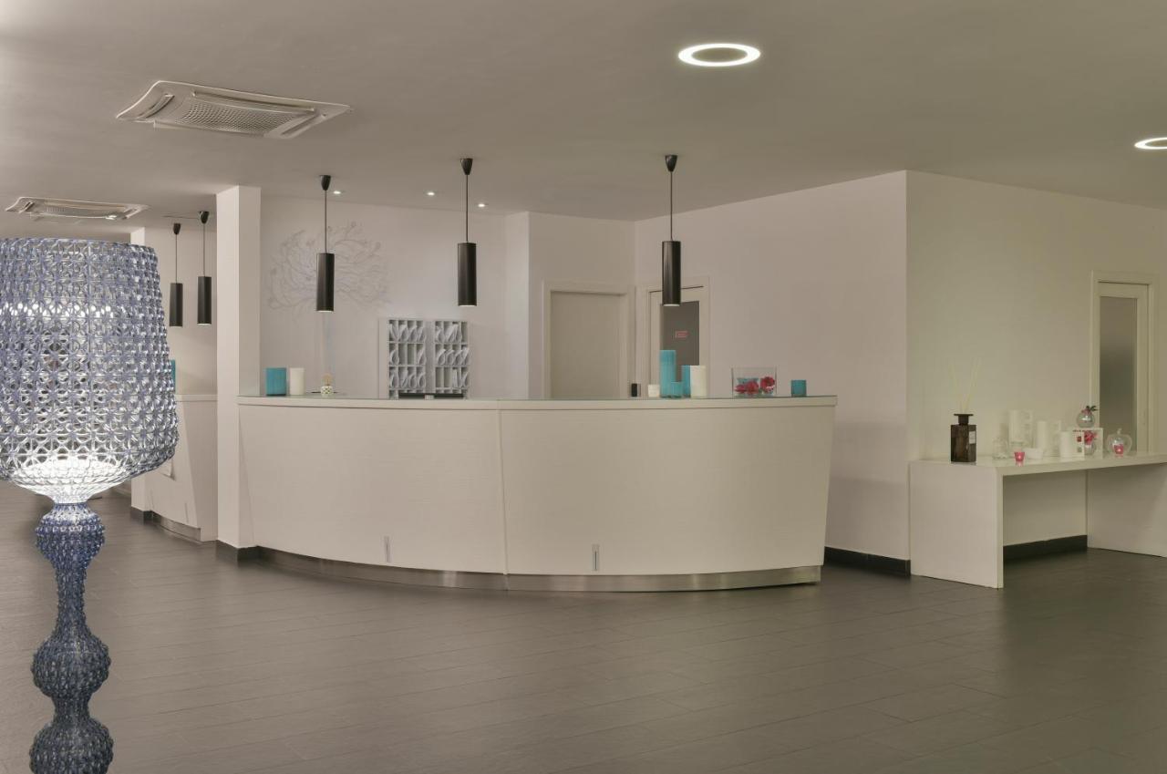 Paestum Inn Beach Resort מראה חיצוני תמונה