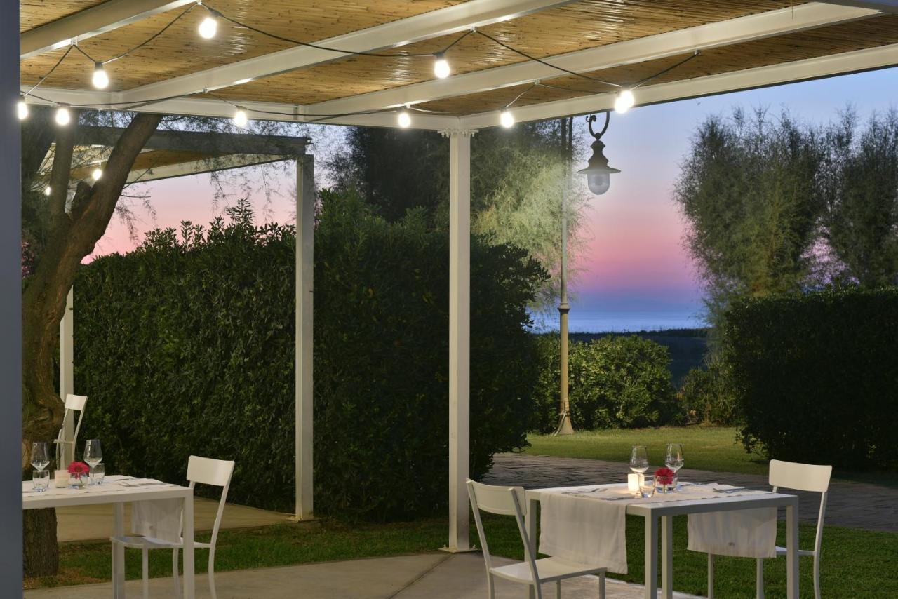 Paestum Inn Beach Resort מראה חיצוני תמונה